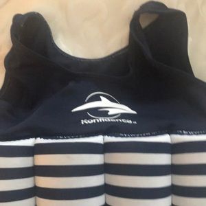 Konfidence buoyancy swim suit spf 40 easy on off swim tank with removable floats